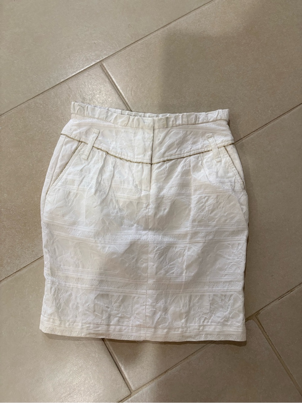 Class Roberto Cavalli White Jacquard Gold Trim Luxury Designer Skirt Size 4 / 38